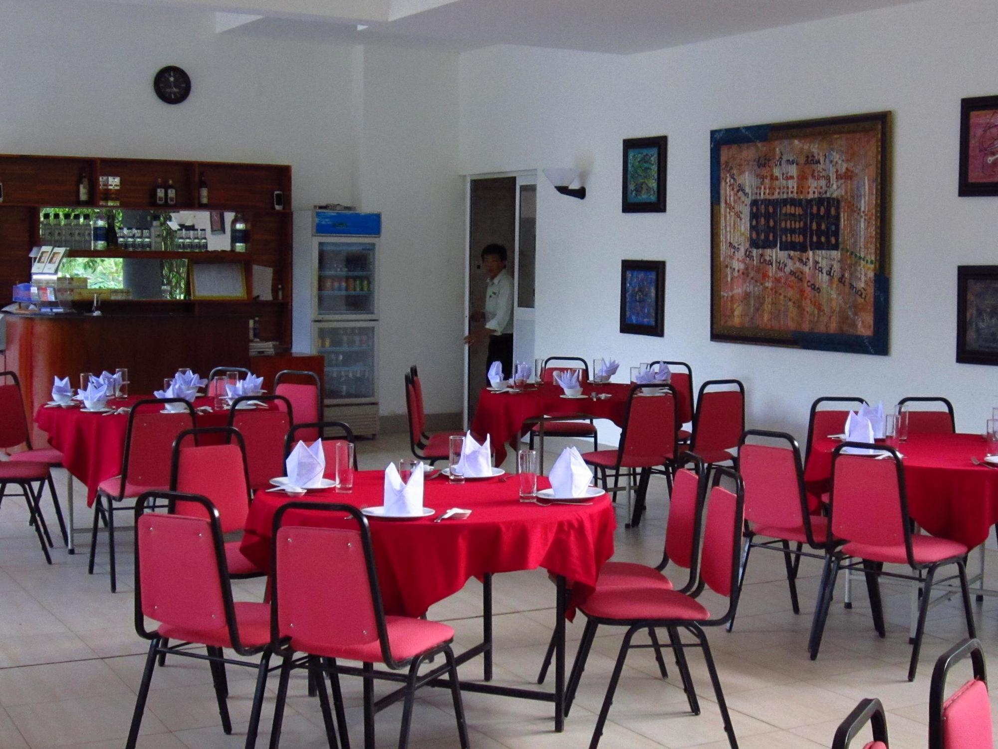Sai Gon Phong Nha Hotel دونغ هوي المظهر الخارجي الصورة