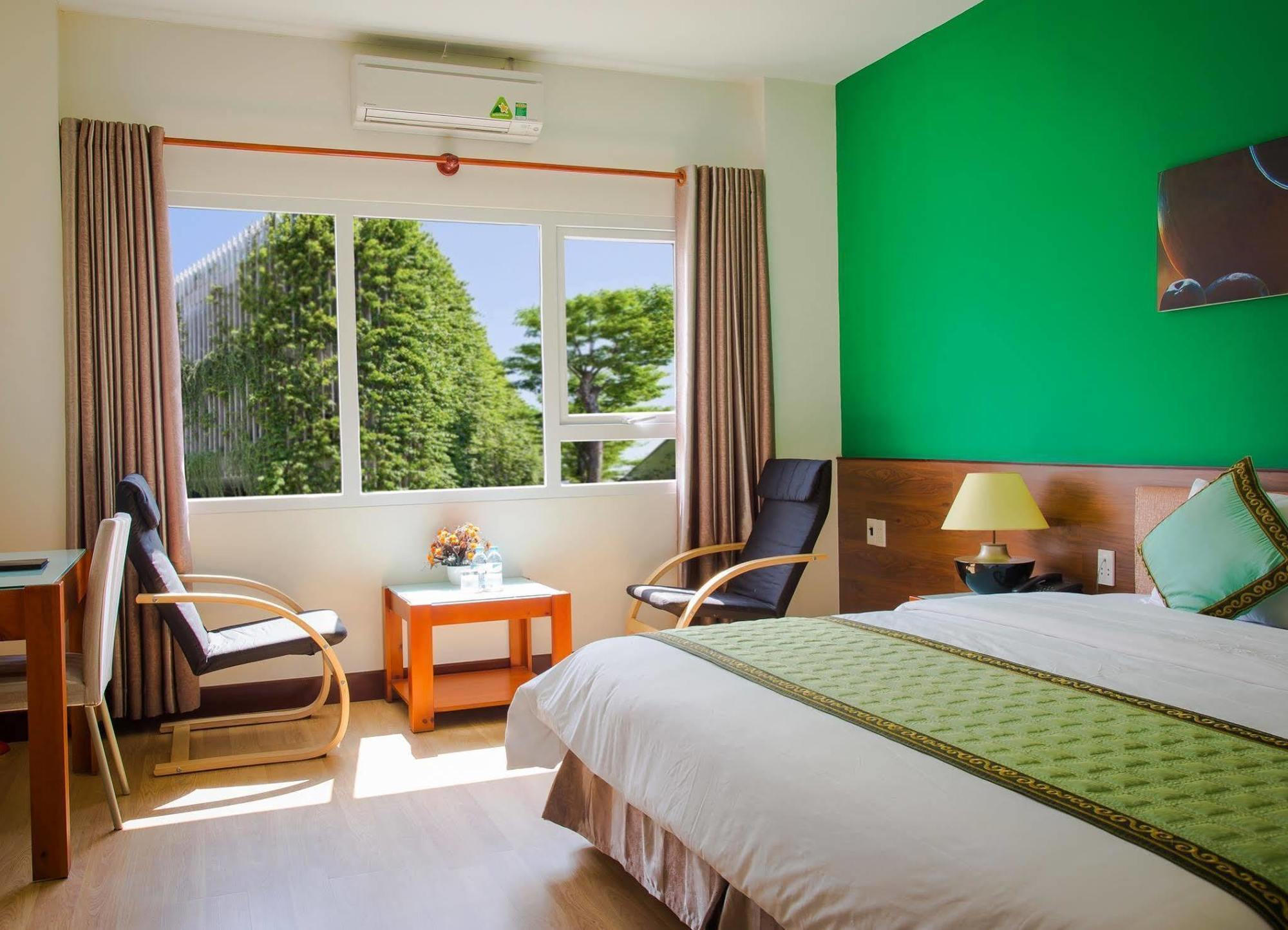 Sai Gon Phong Nha Hotel دونغ هوي المظهر الخارجي الصورة